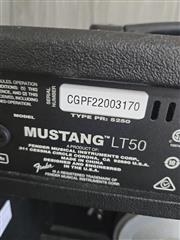 FENDER MUSTANG LT50